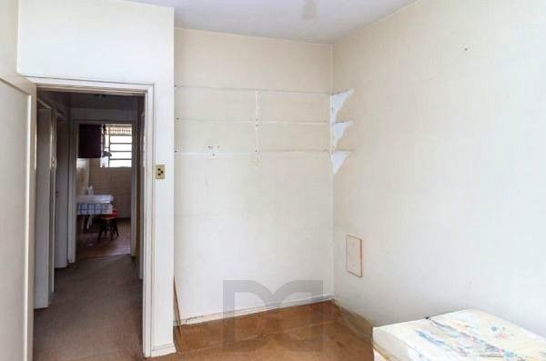 Apartamento de 2 dormitórios no Menino Deus DESOCUPADO — foto 13