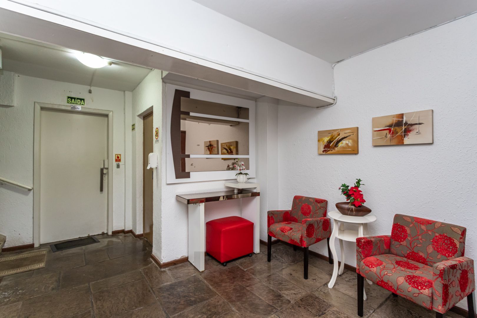 Apartamento no bairro Santa Cecilia de 2 dormitórios e vaga - DESOCUPADO — foto 25