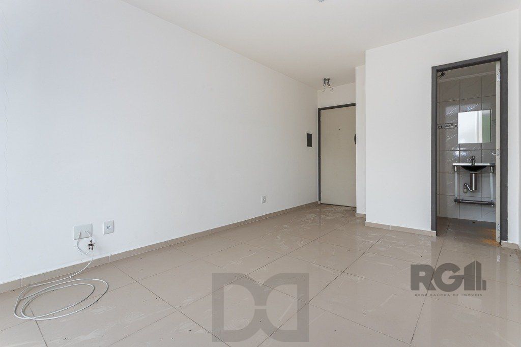 Sala comercial no Menino Deus — foto 5