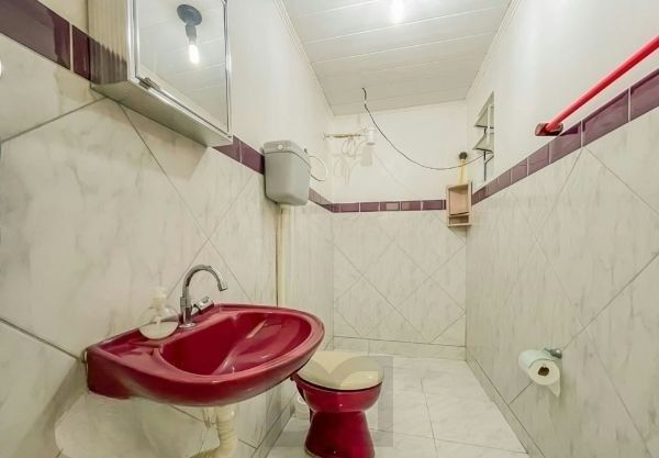 Casa no bairro Cavalhada de 3 dormitórios e 3 vagas — foto 15