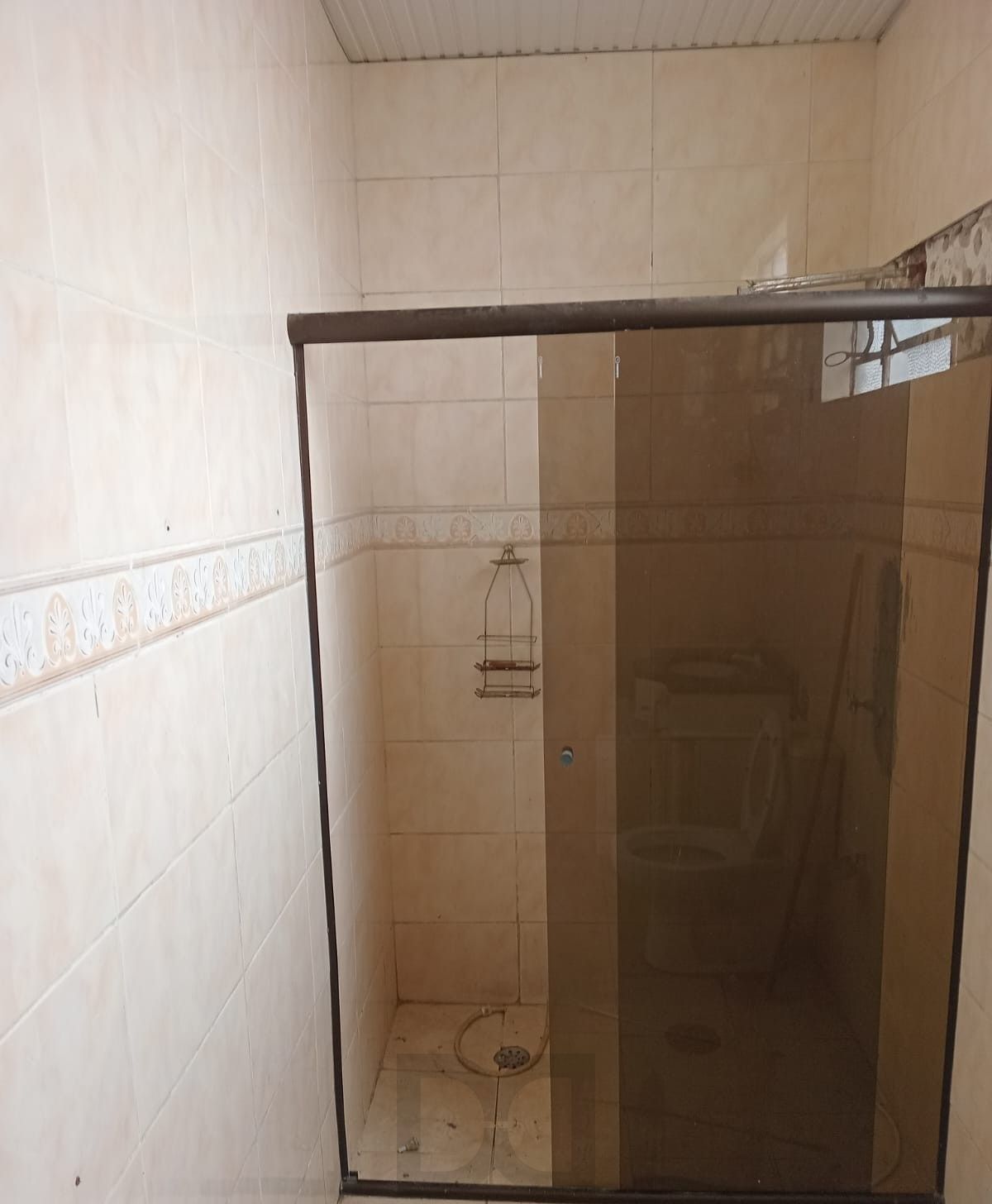 Casa no bairro Nonoai de 3 dormitórios e pátio — foto 18