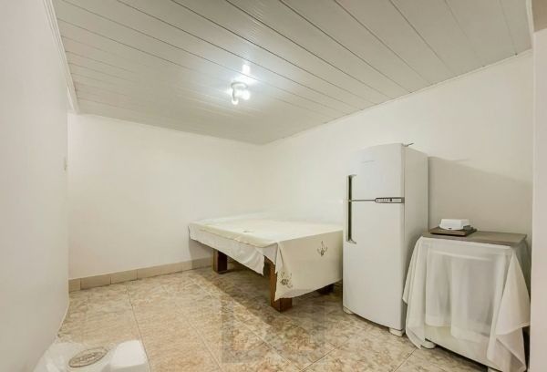 Casa no bairro Cavalhada de 3 dormitórios e 3 vagas — foto 14