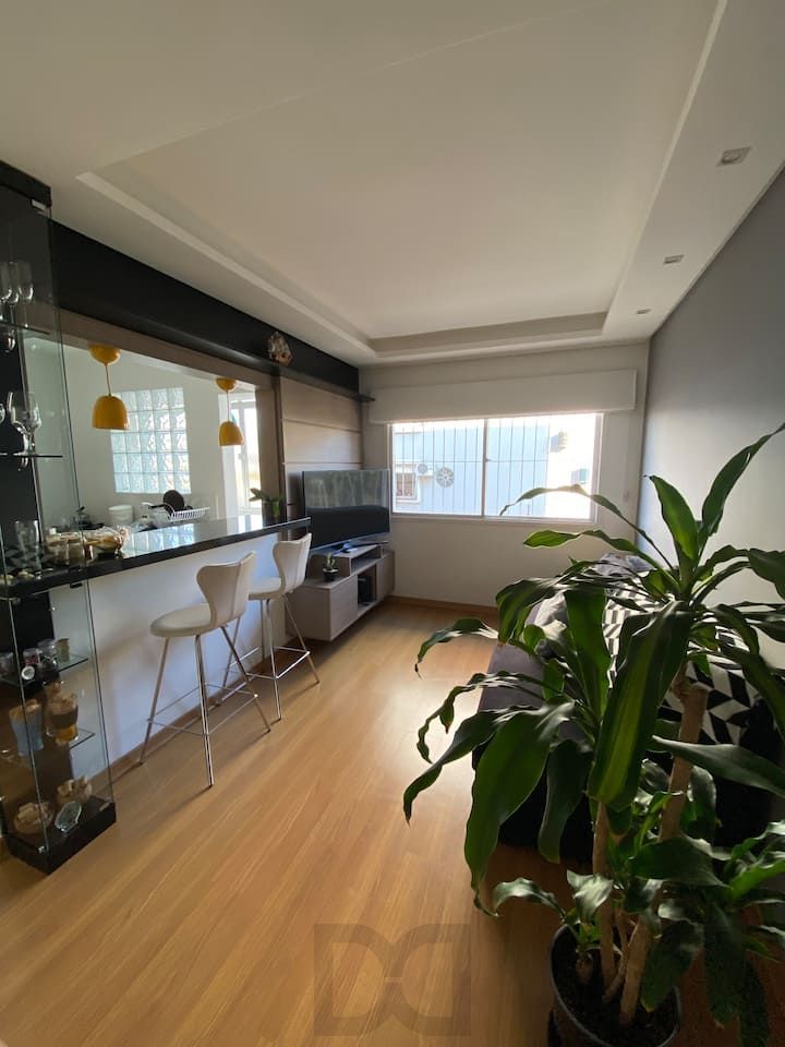 Apartamento no bairro Cristal de 1 dormitório REFORMADO E MOBILIADO — foto 2