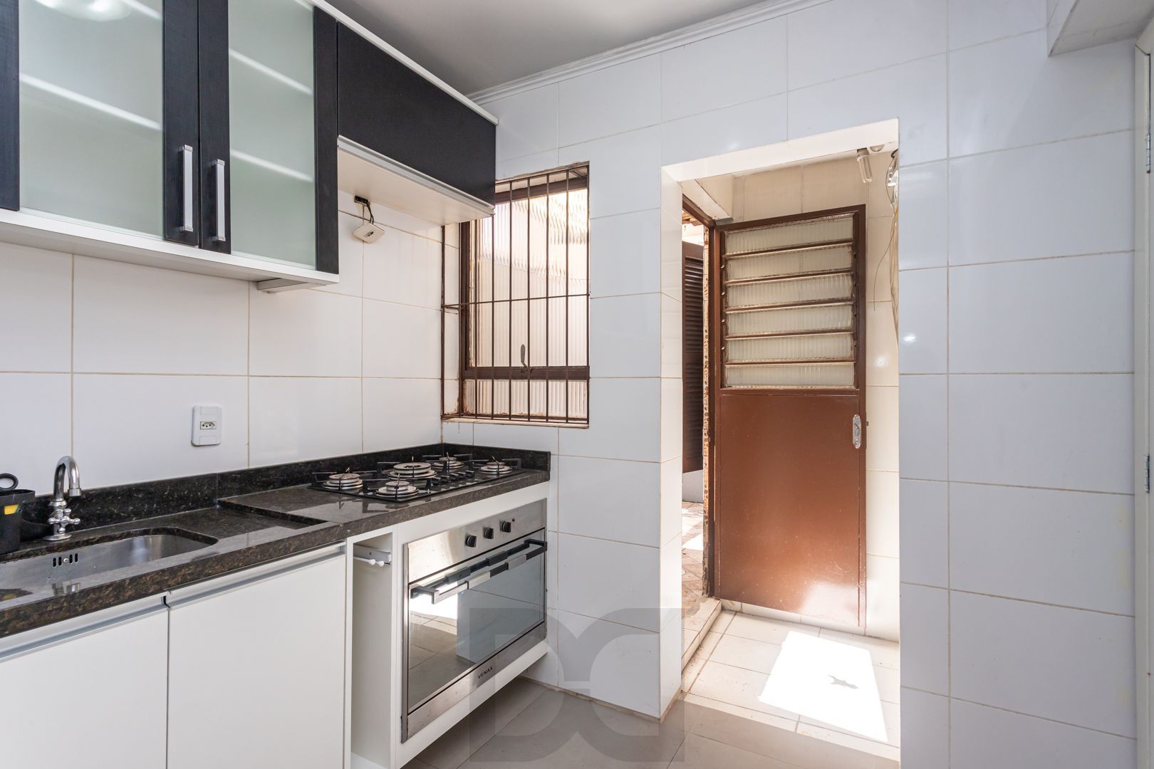 Apartamento Garden térreo no bairro Menino Deus de 1 dormitório DESOCUPADO — foto 22