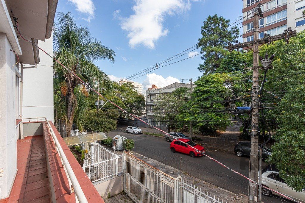 Casa Espaçosa de 3 Dormitórios à Venda no Bairro Moinhos De Vento! — foto 39