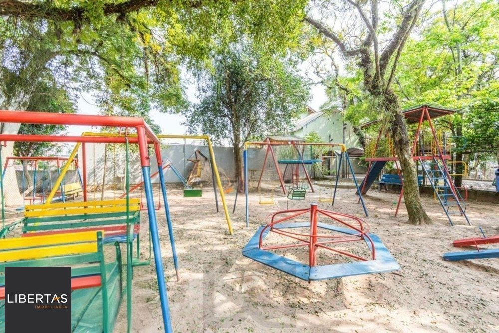 Apartamento no bairro Cristal de 2 dormitórios e vaga DESOCUPADO — foto 24