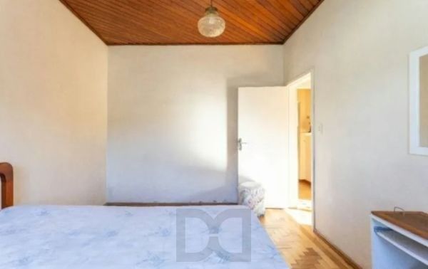 Casa no bairro Jardim Itú com edícula e 3 vagas — foto 11