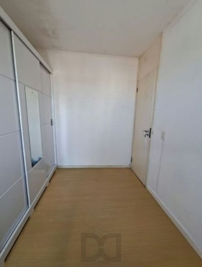 Apartamento no Sarandi de 2 dormitórios e vaga semi mobiliado DESOCUPADO — foto 10