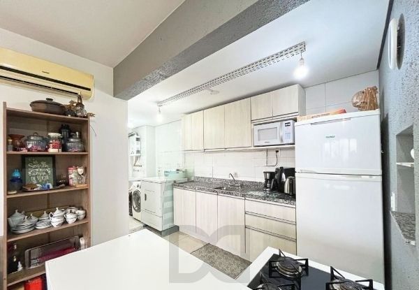 Apartamento no bairro Tristeza de 2 dormitórios vaga e infra — foto 5