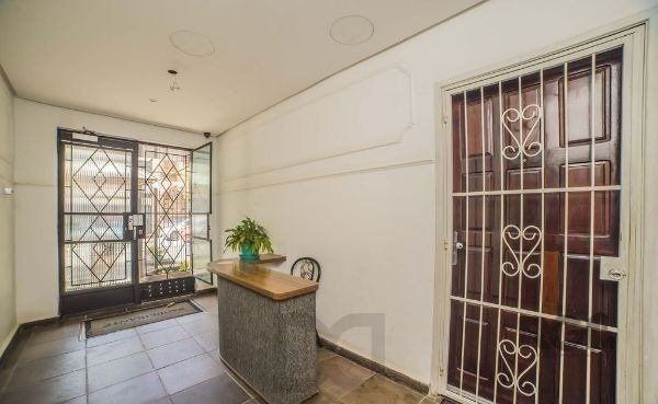 Apartamento de 2 dormitórios no bairro Cidade Baixa — foto 16