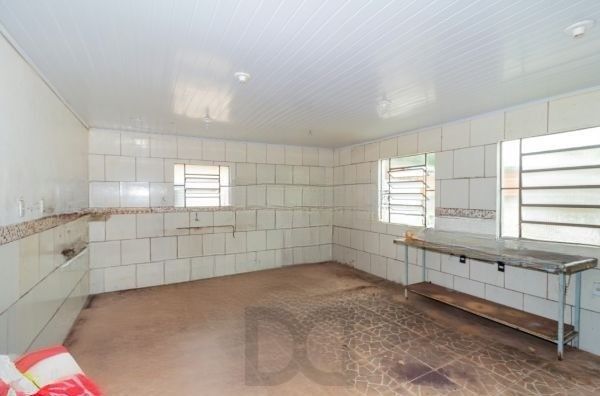 Casa / Terreno com 3 casas de alvenaria no bairro Morro Santana — foto 18