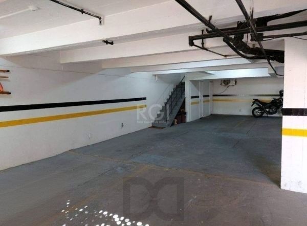Sala Comercial no bairro Petrópolis DESOCUPADA — foto 7