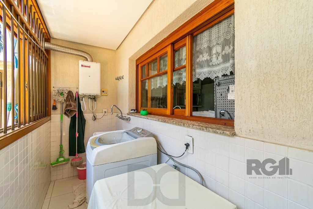 Casa em condominio no Sarandi de 3 dormitórios 2 vagas e infra DESOCUPADA — foto 45