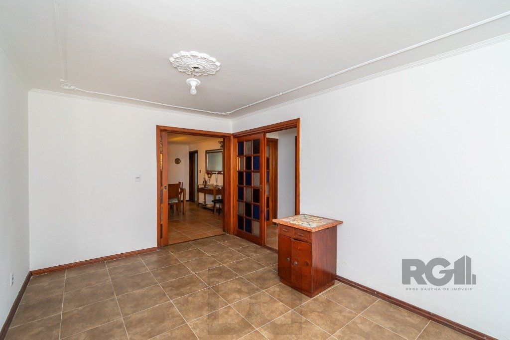 Casa no Jardim Itu com 6 dormitórios e 2 vagas e piscina — foto 18
