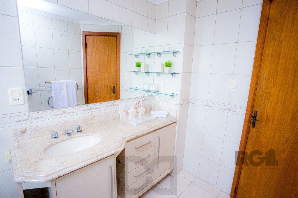 Cobertura no Jardim Planalto, de 3 dormitórios e 2 vagas com 260m² — foto 32
