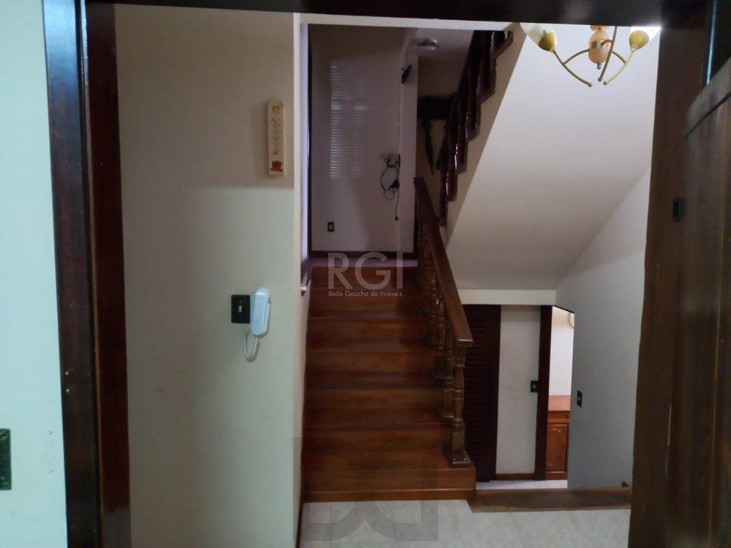 Casa para Venda de 3 dormitórios 6 vagas no bairro Chácara das Pedras — foto 22