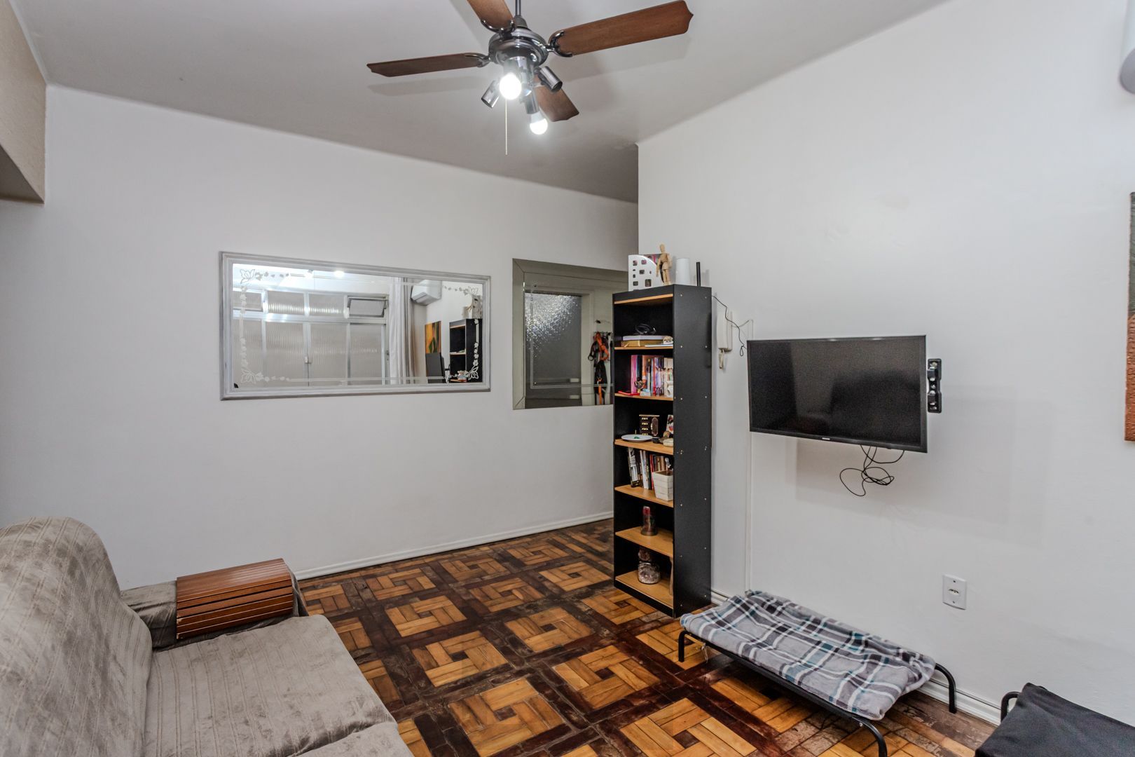 Apartamento na Cidade Baixa de 2 dormitórios — foto 4