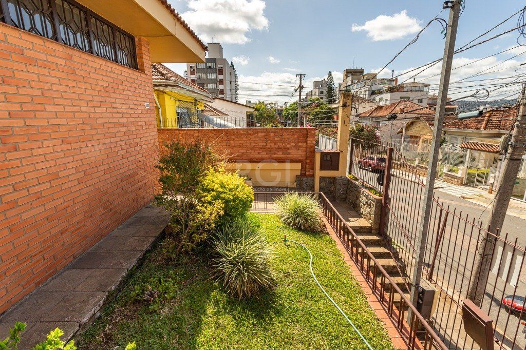 Casa no bairro Petrópolis de 3 dormitórios — foto 66