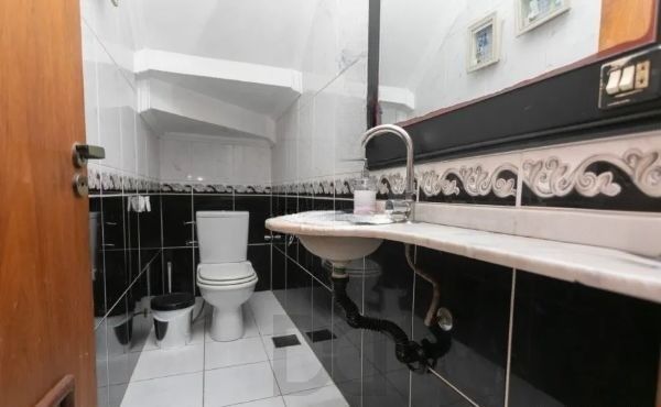 Casa sobrado no bairro Ecoville de 3 dormitórios e 4 vagas — foto 6