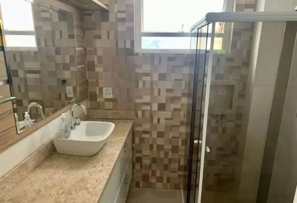 Apartamento no Petrópolis de 2 dormitórios e 2 vagas DESOCUPADO — foto 10