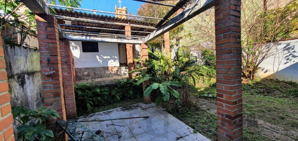 Casa no bairro Santo Antônio de 4 dormitórios com 370m² — foto 4