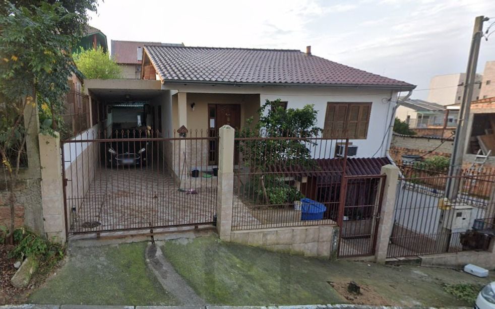 Casa no bairro Santa Fé com 3 dormitórios e 3 vagas — foto 2