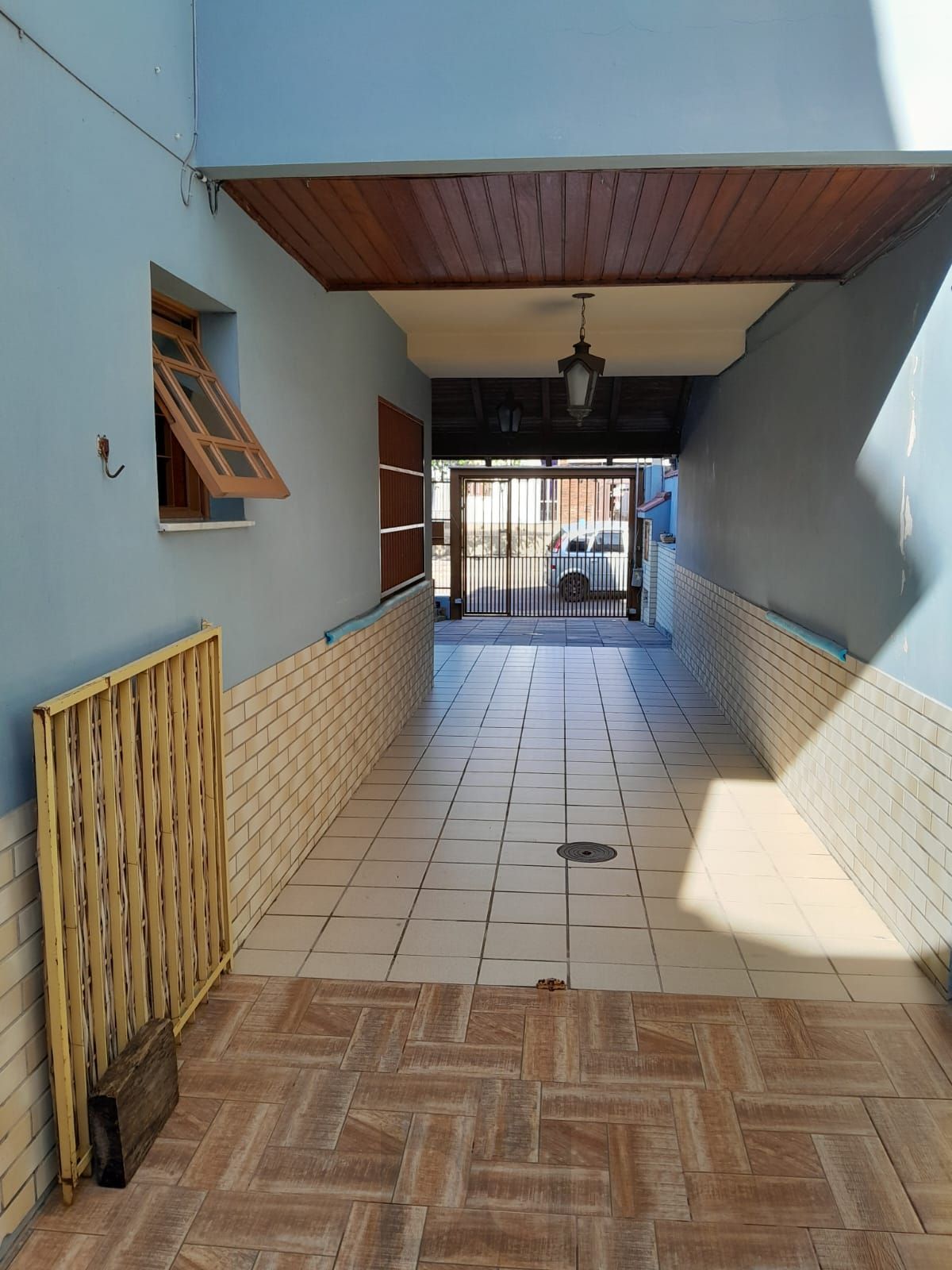 Casa sobrado a Venda de 5 Quartos, 1 Suite e 4 Vagas de Garagem com 235M²privt. — foto 8