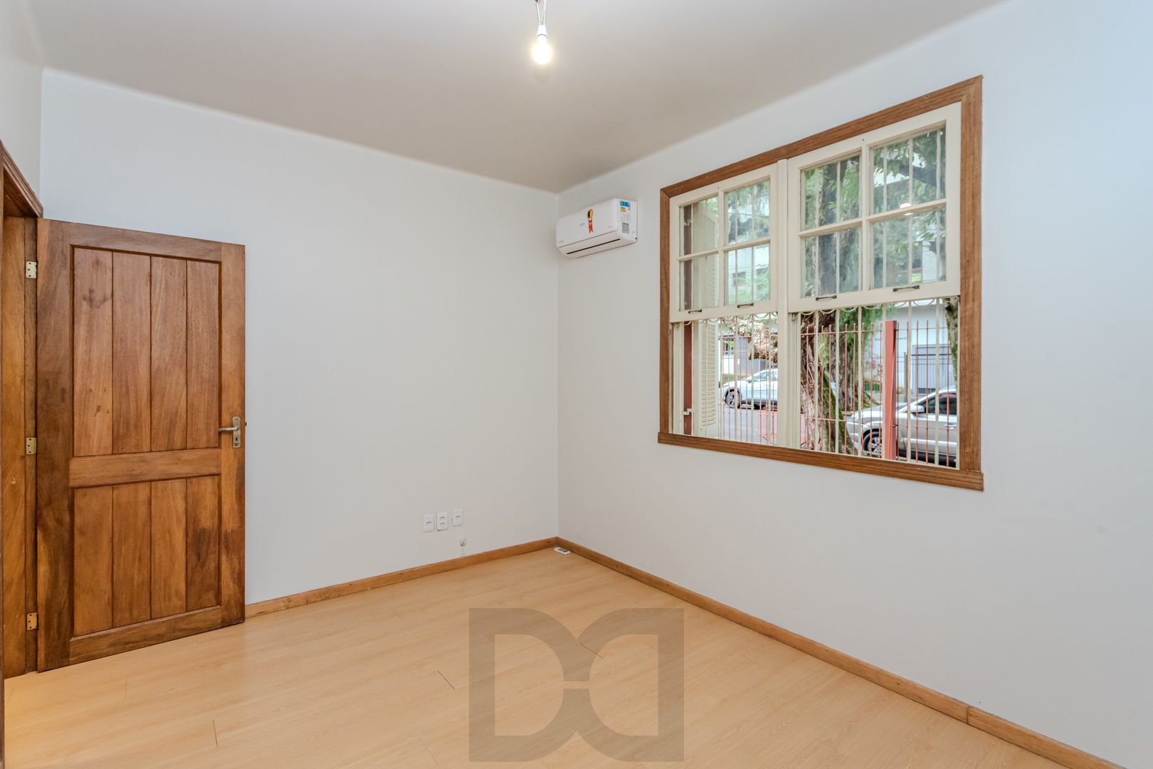 Apartamento no bairro Petrópolis de 2 dormitórios térreo com pátio DESOCUPADO — foto 15