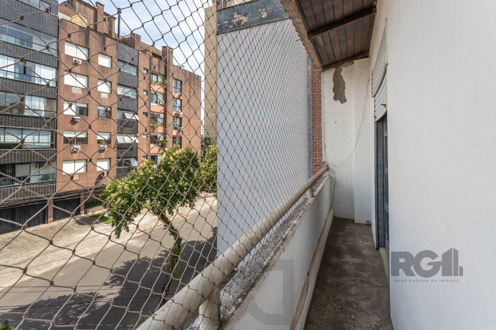 CASA COMERCIAL E RESIDENCIAL NO MIOLO DO BAIRRO SANTANA — foto 29