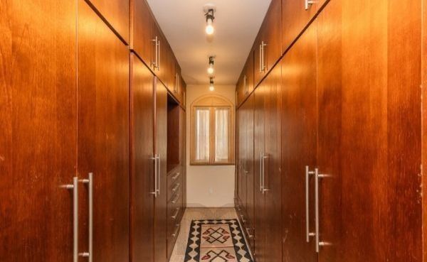 CASA DESOCUPADA E SEMI MOBILIADA, COM SUÍTE MASTER, SACADA, VISTA PANORÂMICA, EM AMPLO TERRENO NO SANTA TEREZA — foto 19