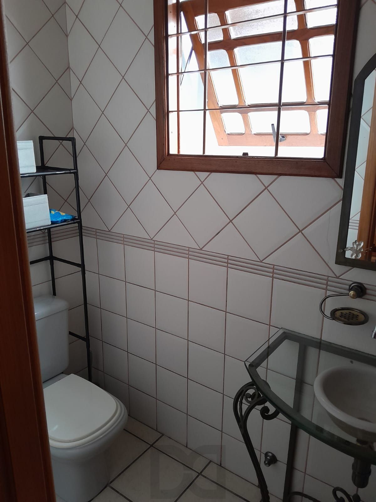 Casa sobrado a Venda de 5 Quartos, 1 Suite e 4 Vagas de Garagem com 235M²privt. — foto 13
