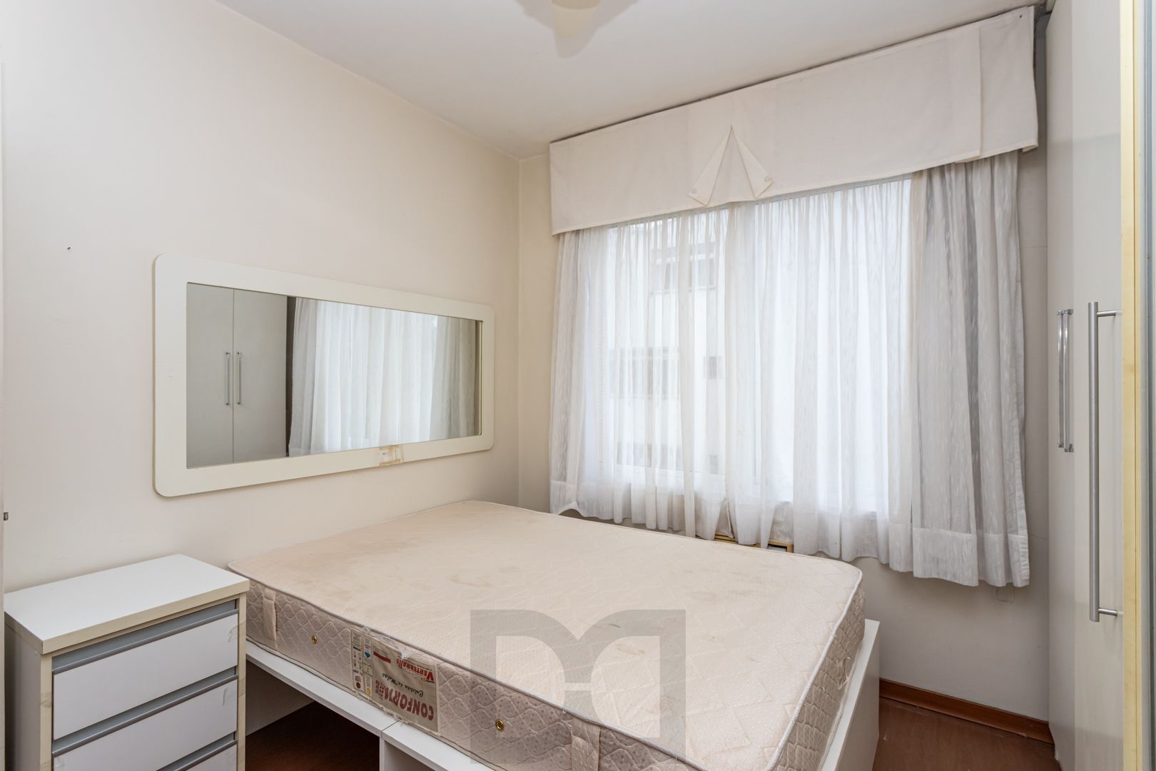 Apartamento no bairro Santa Cecilia de 2 dormitórios e vaga - DESOCUPADO — foto 13