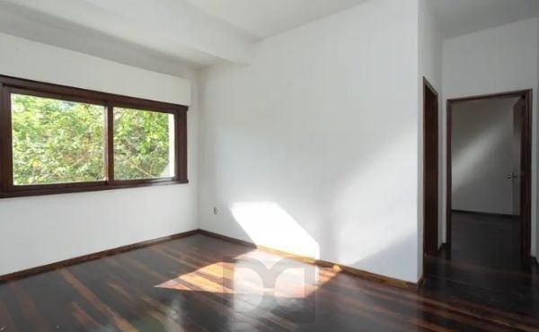 Prédio comercial no bairro Vila Jardim com 550m² — foto 25