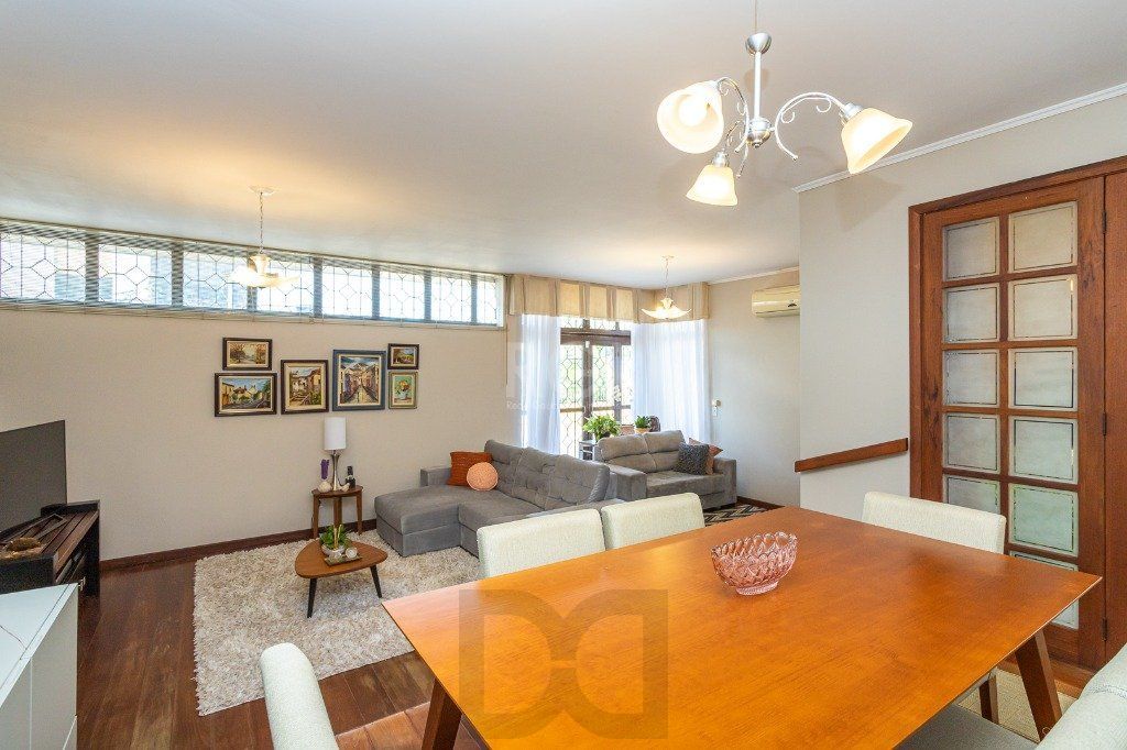 Casa no bairro Petrópolis de 3 dormitórios — foto 10