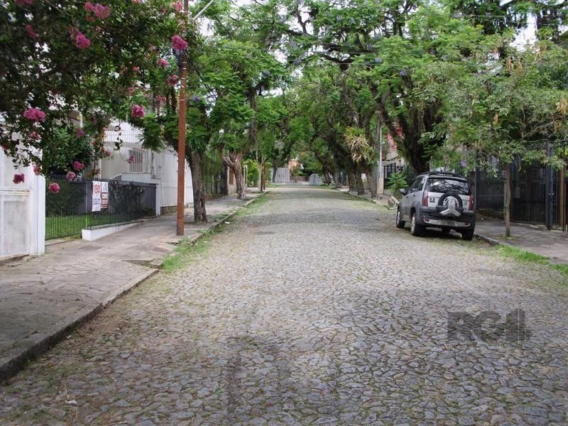 Casa sobrado no bairro Higienópolis de 3 dormitórios e 2 vagas — foto 38