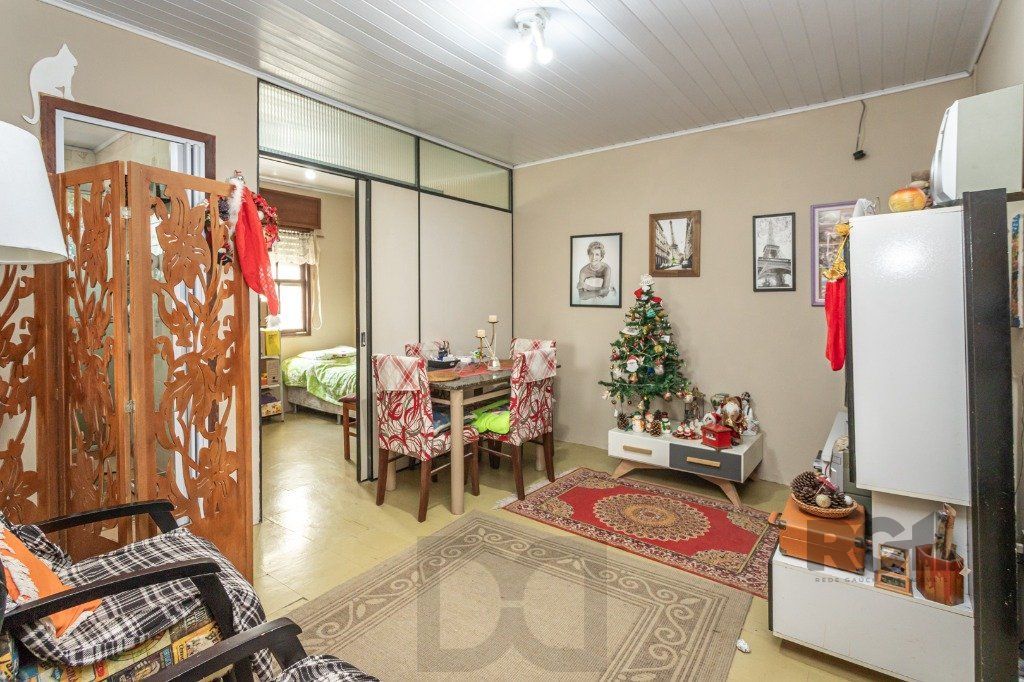 CASA COMERCIAL E RESIDENCIAL NO MIOLO DO BAIRRO SANTANA — foto 9