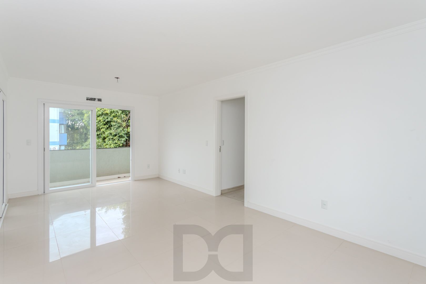 Apartamento no Menino Deus de 3 dormitórios e 2 vagas DESOCUPADO — foto 5