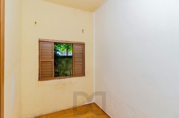 Casa / Terreno com 3 casas de alvenaria no bairro Morro Santana — foto 10