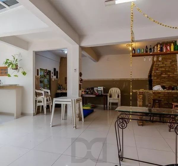 Casa sobrado no Partenon de 4 dormitórios e 2 vagas — foto 27