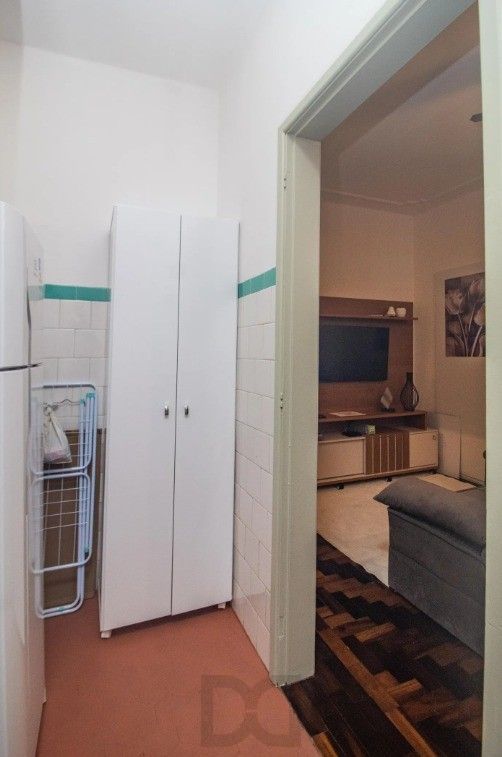 Apartamento no Menino Deus de 1 dormitório — foto 18