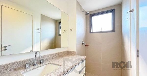 Apartamento no bairro Auxiliadora de 2 dormitórios vaga e infra DESOCUPADO — foto 26
