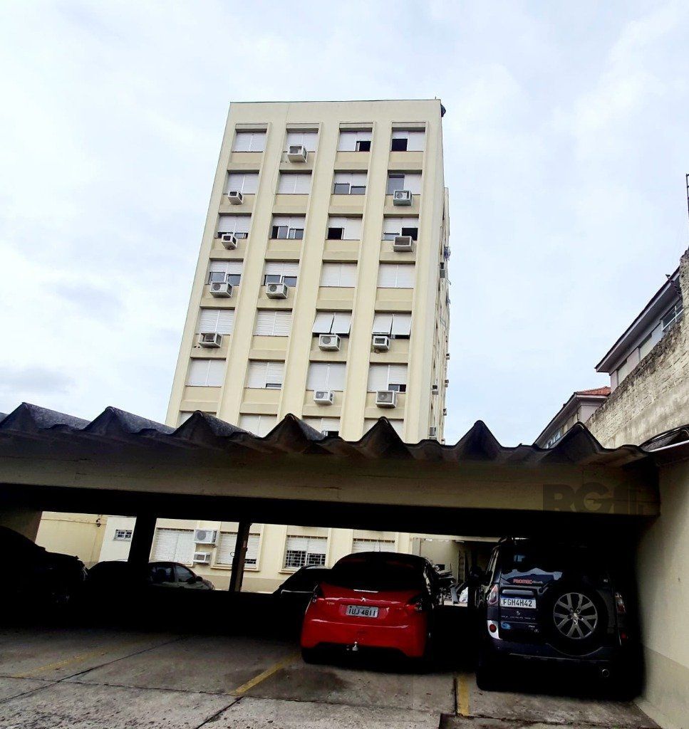 Apartamento de 2 dormitórios e vaga no Cristal — foto 1