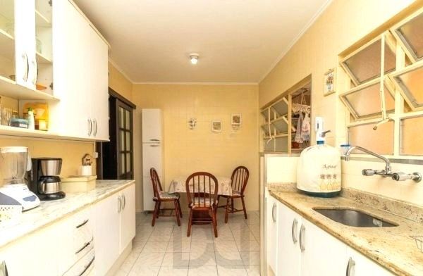 Apartamento no bairro Petrópolis de 3 dormitórios e vaga — foto 16