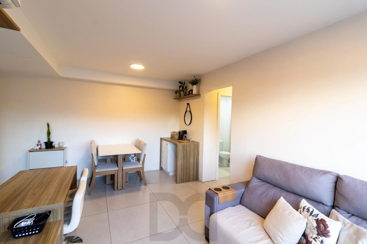 Apartamento no Partenon de 2 dormitórios vaga e infra — foto 5