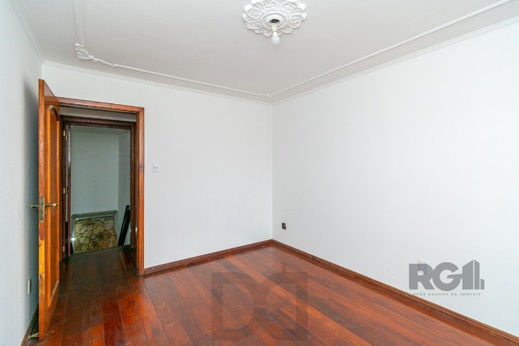 Casa no Jardim Itu com 6 dormitórios e 2 vagas e piscina — foto 68