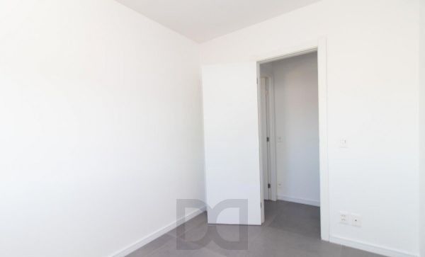 2 DORMITÓRIOS COM SUÍTE E CHURRASQUEIRA, VISTA PANORÂMICA, VAGA COBERTA E INFRA COMPLETA NO FREITAS 300!!! — foto 11