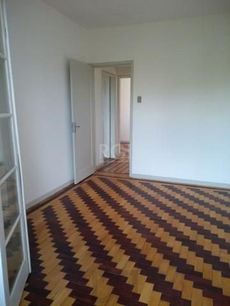 Apartamento de 2 dormitórios, Petrópolis Desocupado — foto 7