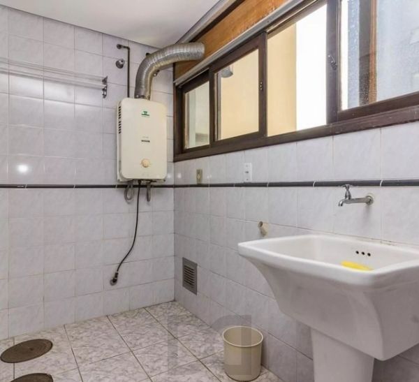Apartamento amplo no bairro Tristeza de 3 dormitórios e 2 vagas — foto 15