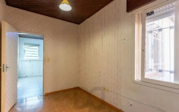Casa no bairro Jardim Itú com edícula e 3 vagas — foto 5