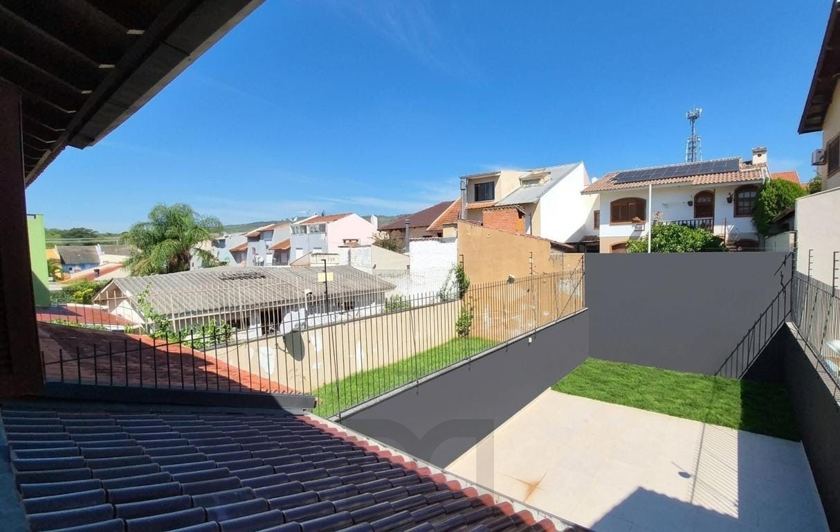 Apresentamos esta excelente casa no bairro Jardim Itu, em Porto Alegre, com 175m² privativos, perfeita para quem busca amplitude, conforto e qualidade de vida em uma região tranquila e valorizada. — foto 8